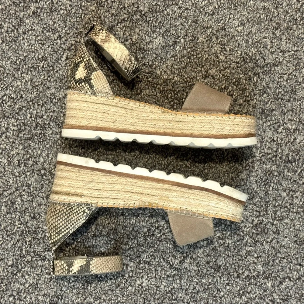 Dolce Vita Larita Taupe Multi Suede Leather Flatform Espadrille Sandals